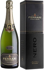 Ferrari, Perle Nero, Trento DOC, 2010, gift box